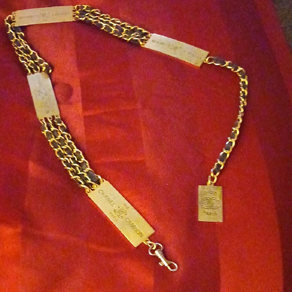 CHANEL Gold Chain Belt